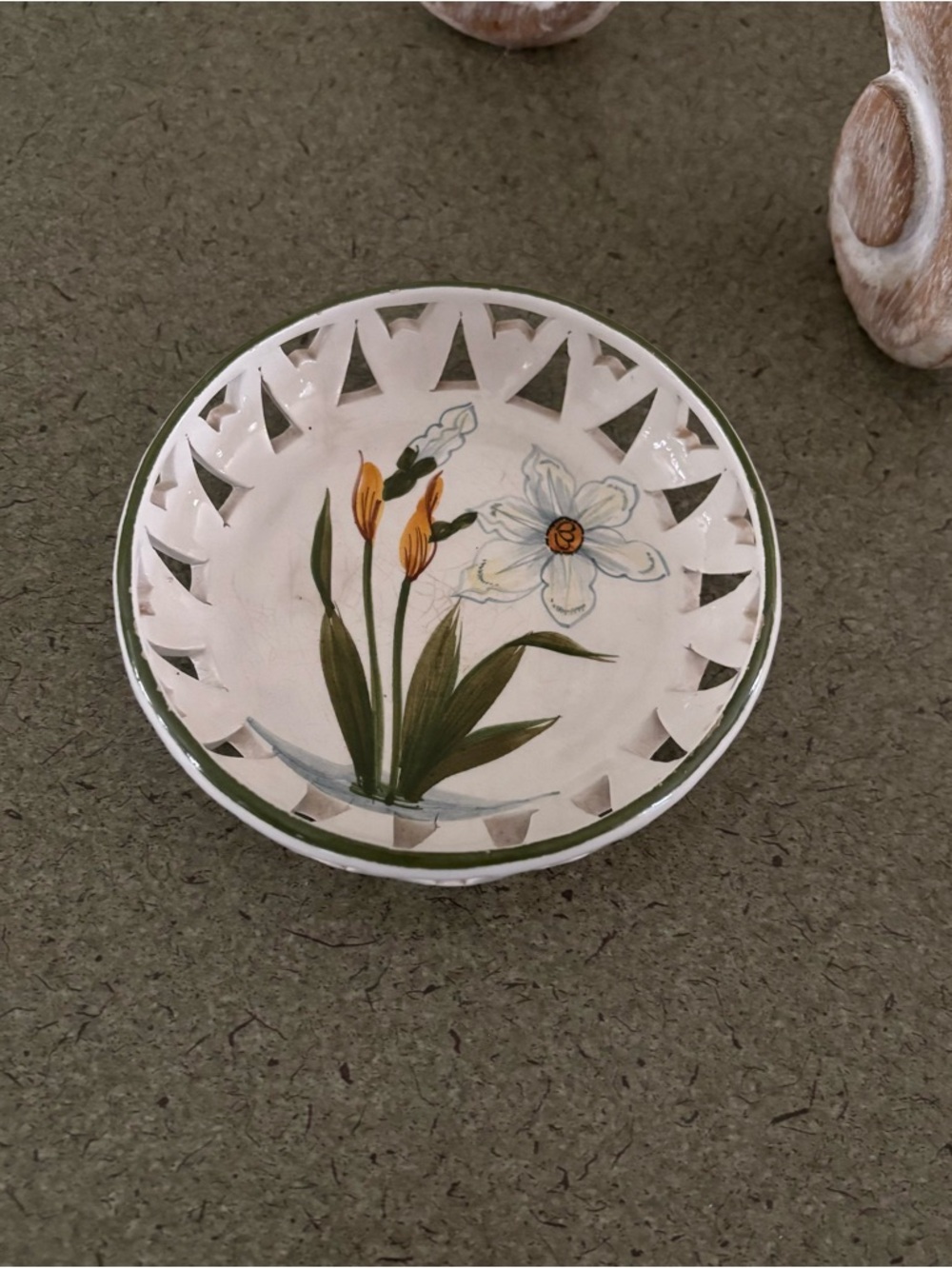 Vintage Moro e Castellan Bassano Italy Hand-Painted Pierced Floral Ceramic Bowl